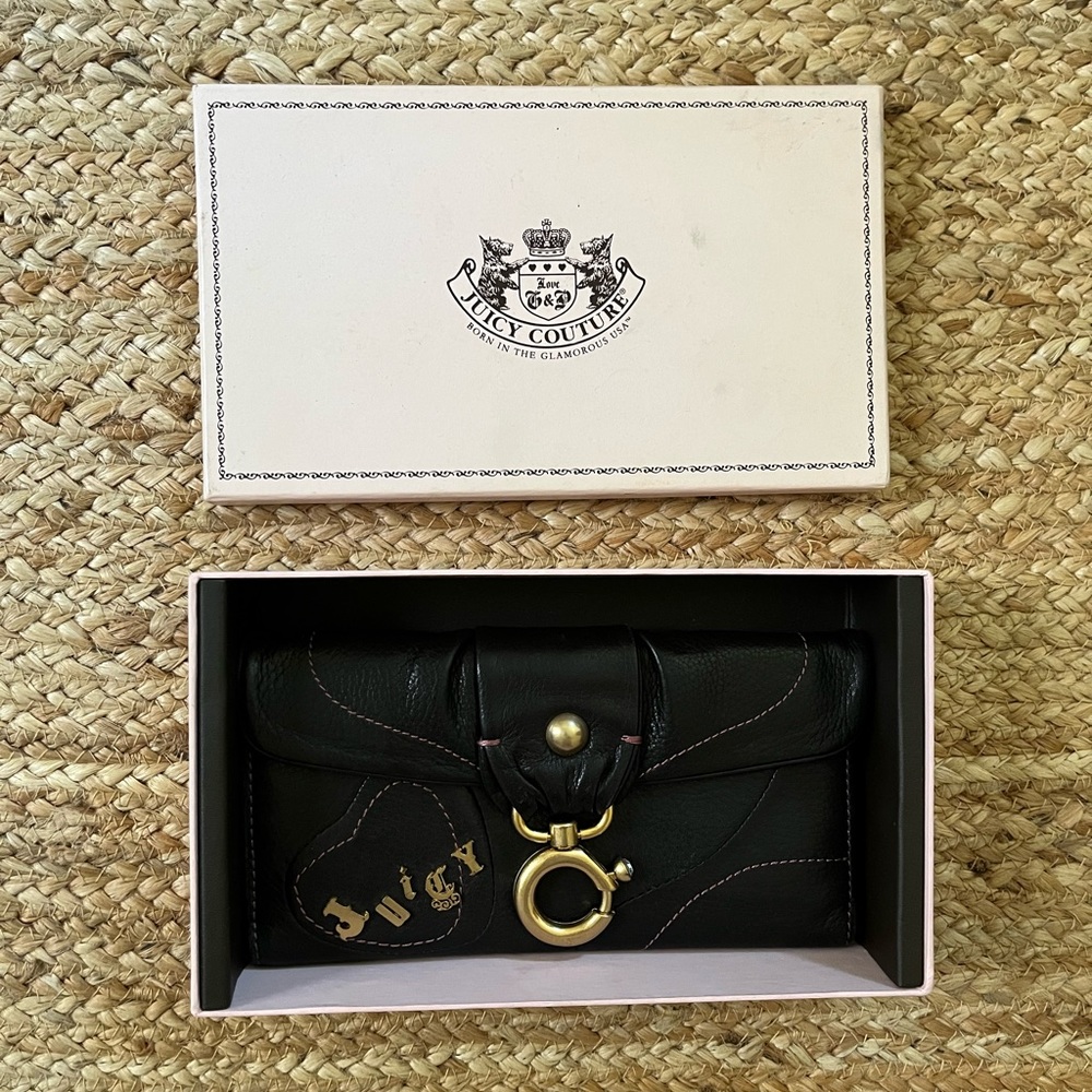 Juicy Couture Wallet - Picture 7 of 10